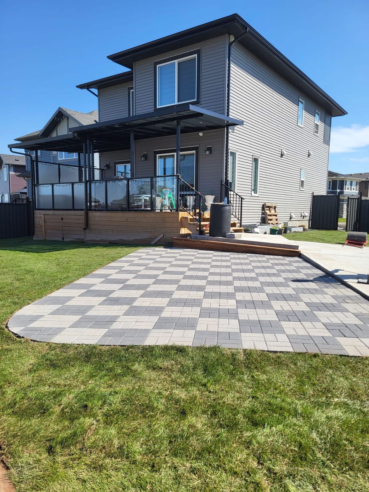 Sod Installation project in Calgary – photo 8